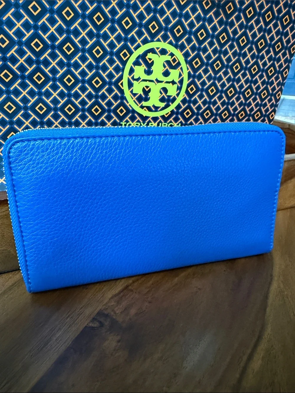 Tory Burch Bondi Blue Britten Zip Continental Wallet with Shopping Bag.